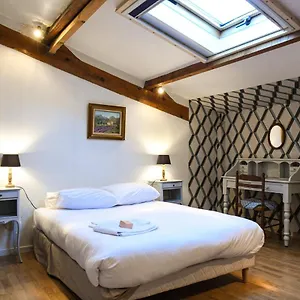  Hébergement de vacances Le Cabanon - Maison 2 Ch Avec Jardin Et Parking France